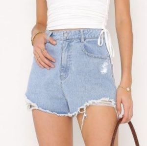NWT Hollister Ultra High Rise Mom Short